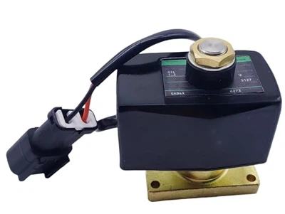 Quelle est l'importance de l'angle du couteau du chargeur dans le traitement ...